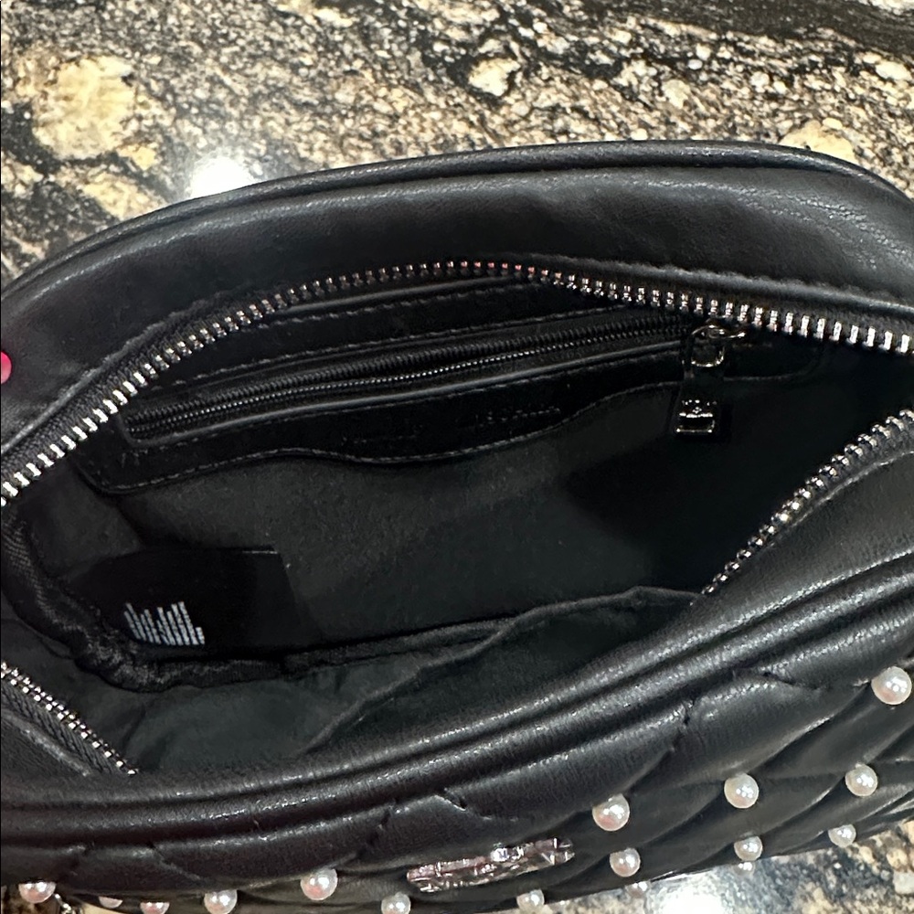 Badgley Mischka Diamond Quilted Camera Bag - Picture 8 of 8
